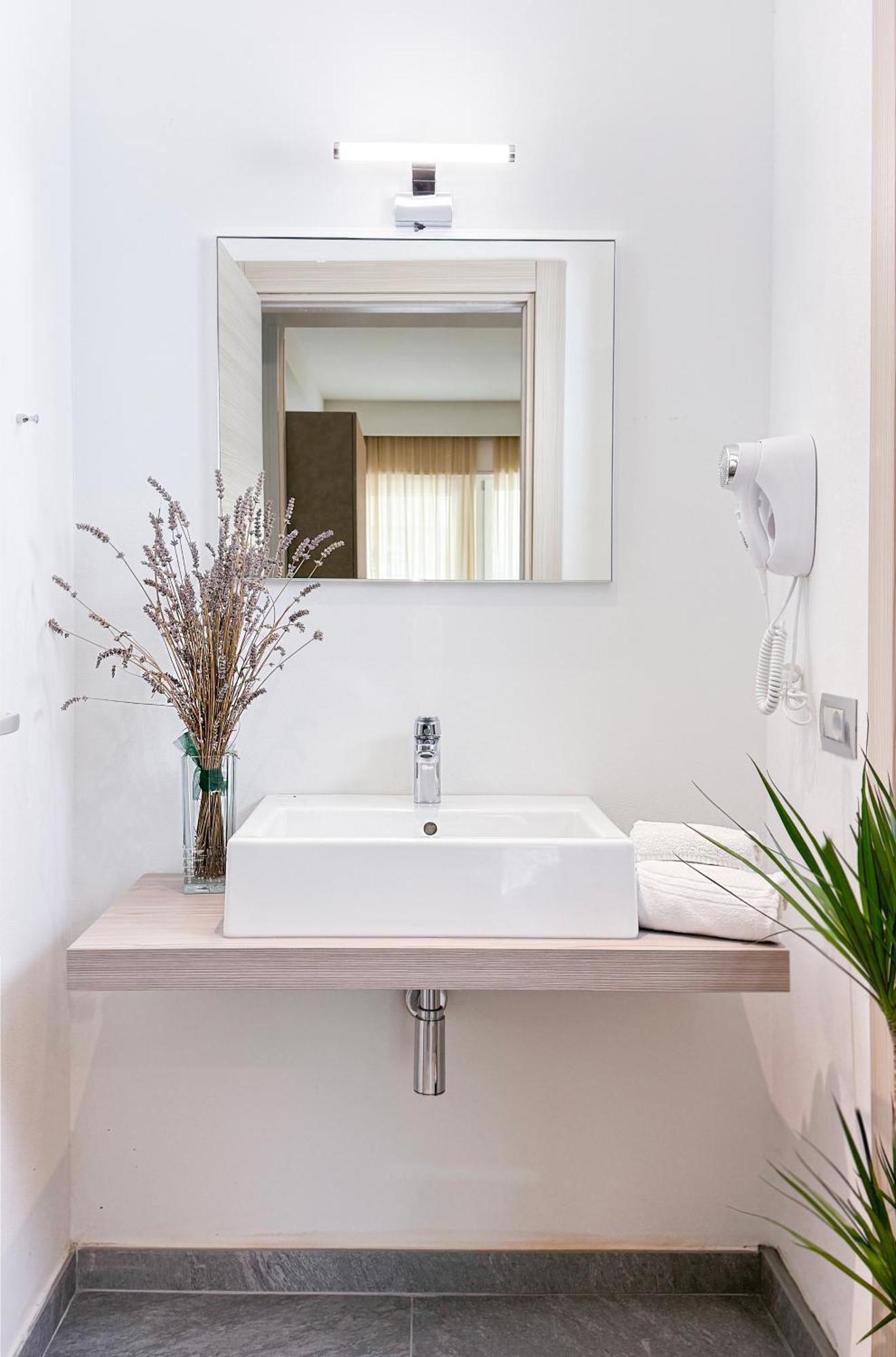 צ'סנטיקו Nido Suite & Apartments מראה חיצוני תמונה