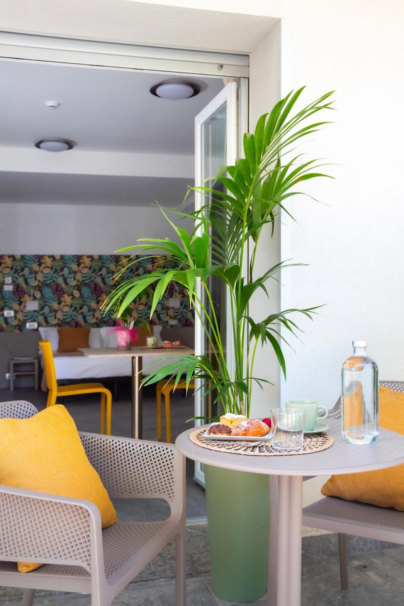 צ'סנטיקו Nido Suite & Apartments מראה חיצוני תמונה